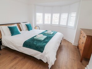 3 bedrooms, individually decorated, individually furnished, free WiFi - Shileen (Seahouses)