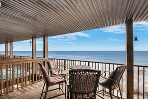 Property grounds - ⭐BEACH FRONT-Updated-3 Gulf Front Balconies-3BR The Sand Trap⭐ (Miramar Beach)