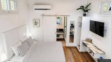 1 chambre, fer et planche à repasser, accès au Wi-Fi (inclus)