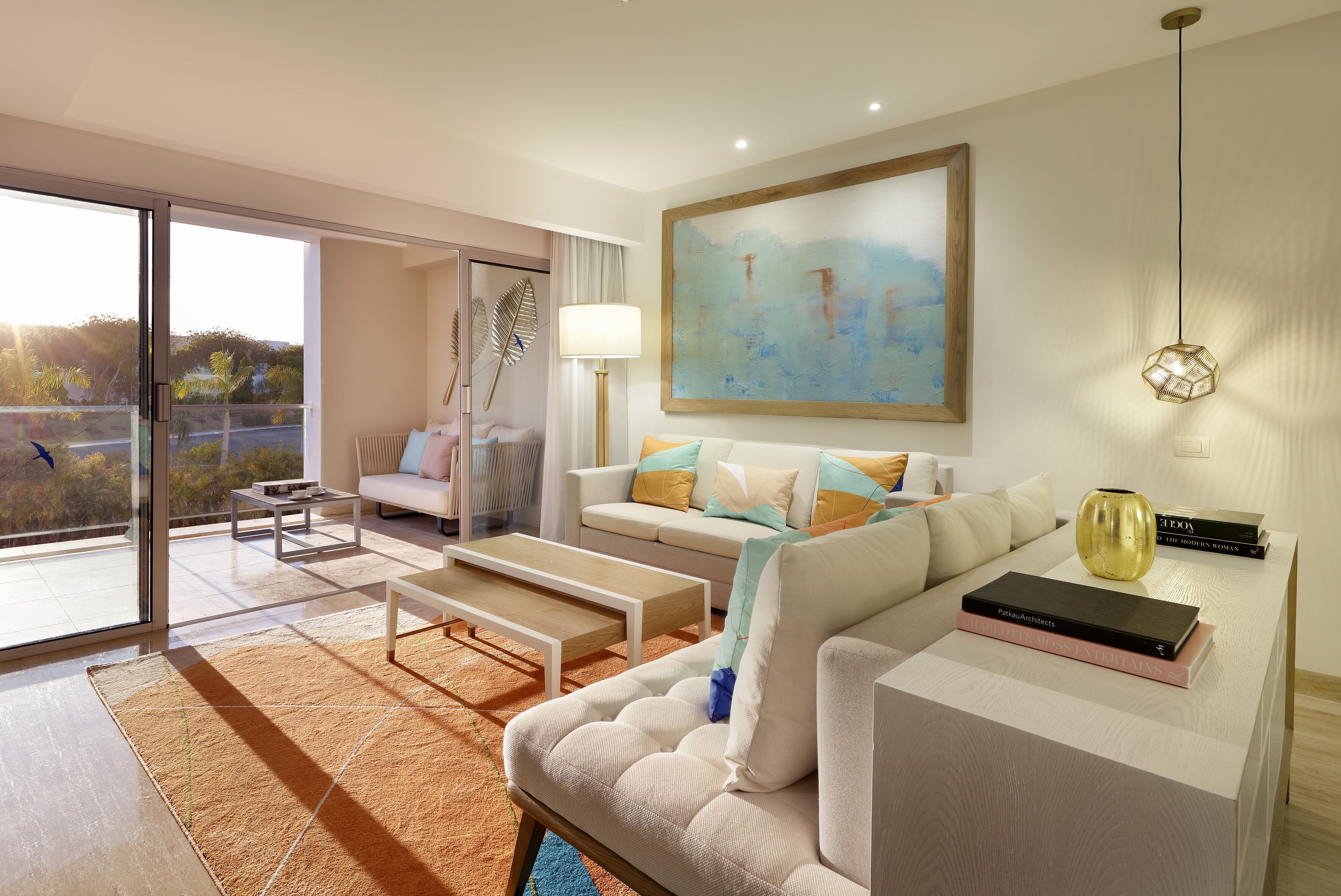 Premium bedding, pillow-top beds, minibar, in-room safe