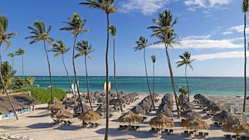 Private beach nearby, white sand, free beach shuttle, sun-loungers