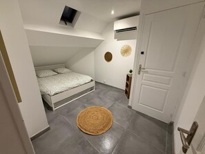 2 Schlafzimmer, Bügeleisen/Bügelbrett, WLAN, Bettwäsche
