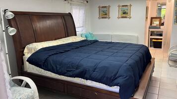 3 chambres, bureau, Wi-Fi gratuit, draps fournis