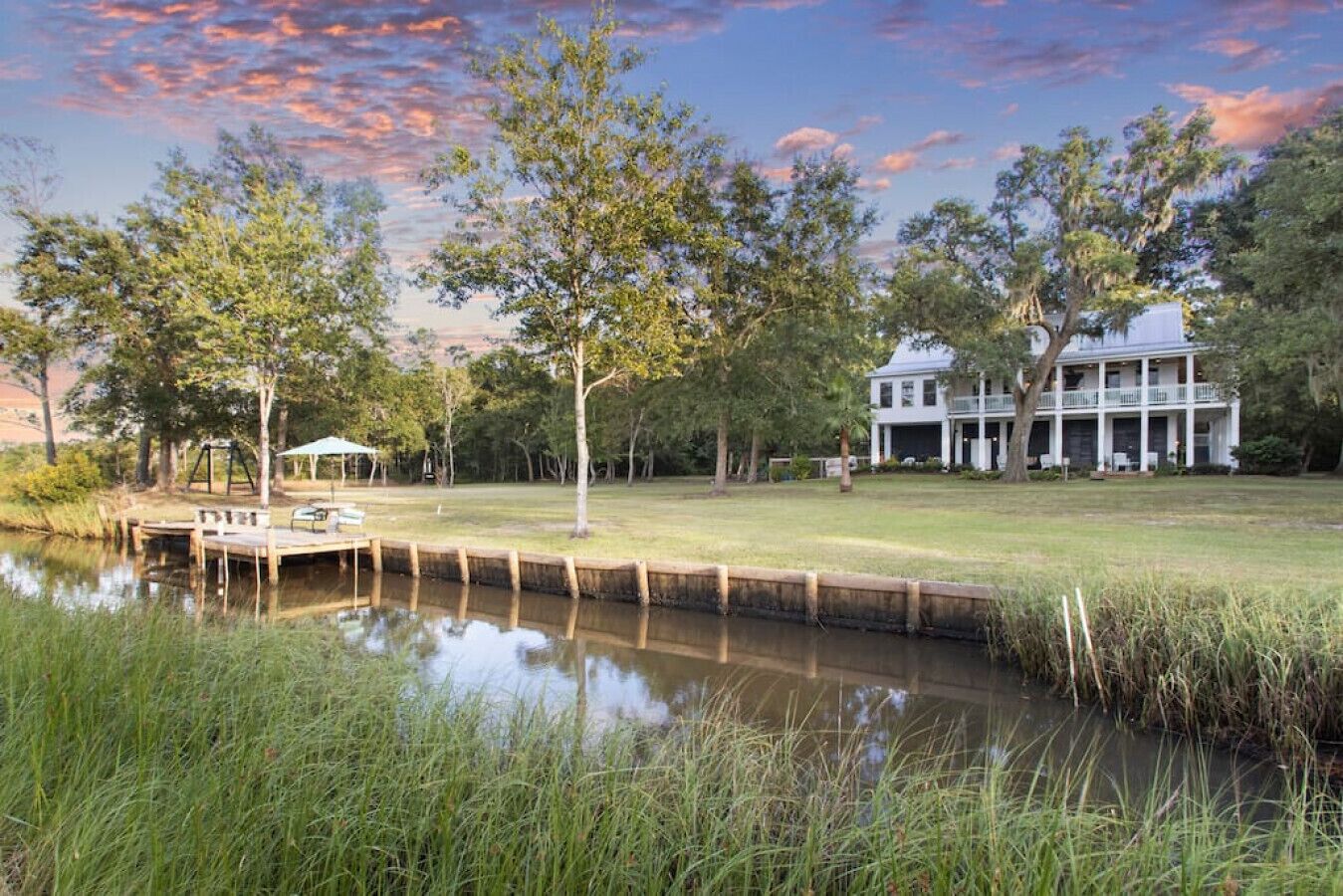 MS Elizabeth- Southern Charm, Modern Elegance