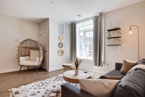 Washington212 · Bohemian Paradise - King Suite