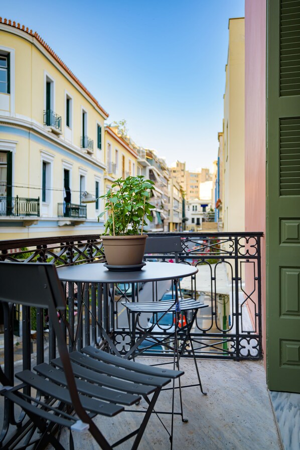 Luxury Double Room | City view - Urban Tales (Athens)