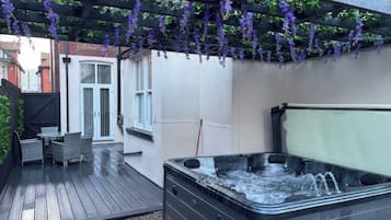 Cottage | Terrace/patio