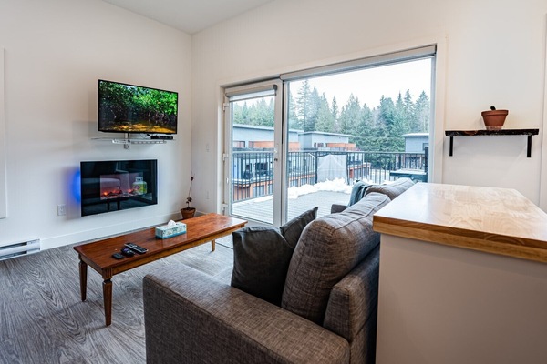 Niska's Den | View from room