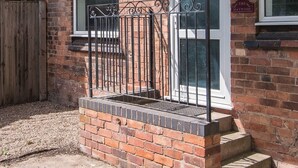 Unclassified image, 2 of 14, button - The Haywood (Nottingham)