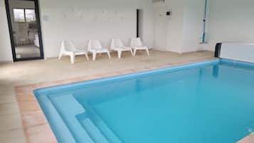 Innenpool, beheizter Pool