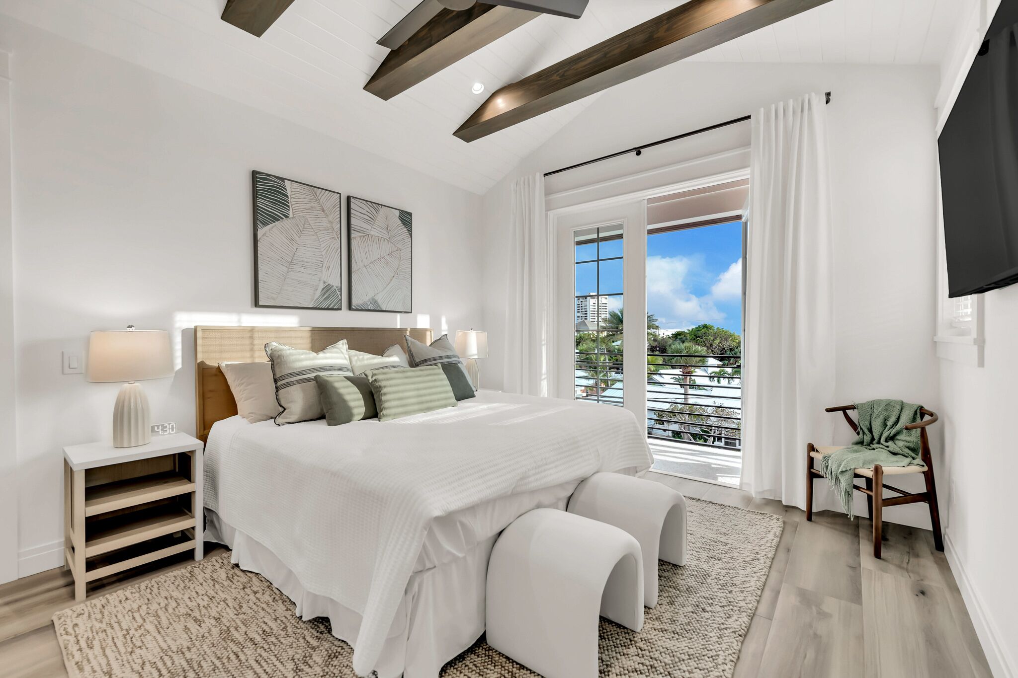 6 dormitorios, Internet, ropa de cama