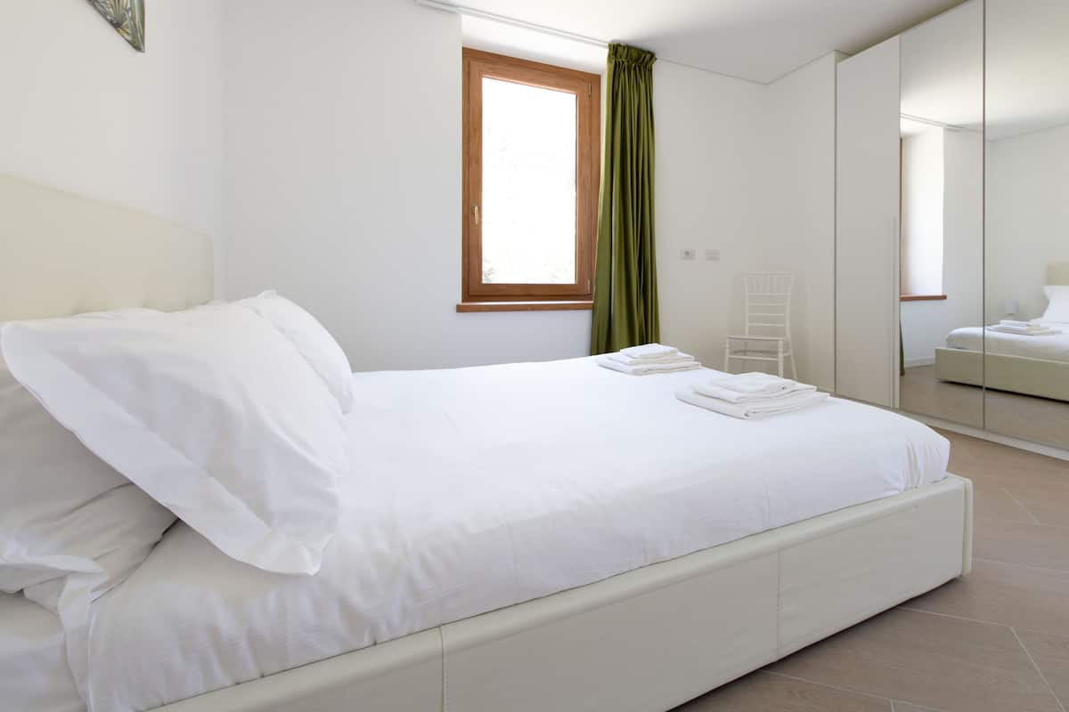Family Villa | 1 bedroom, iron/ironing board, free WiFi, bed sheets