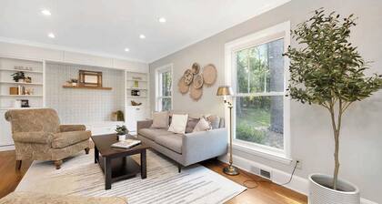 Charm of SouthPark - 5 Bedrooms - 1 of a Kind Lot!