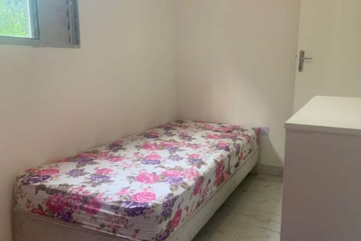 APARTAMENTO 16 - 01 DORMITÓRIO | 2 多间卧室、特色家居、免费 WiFi、床单