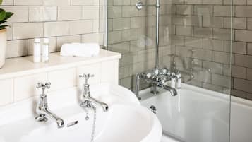 Bathroom | Free toiletries, hair dryer