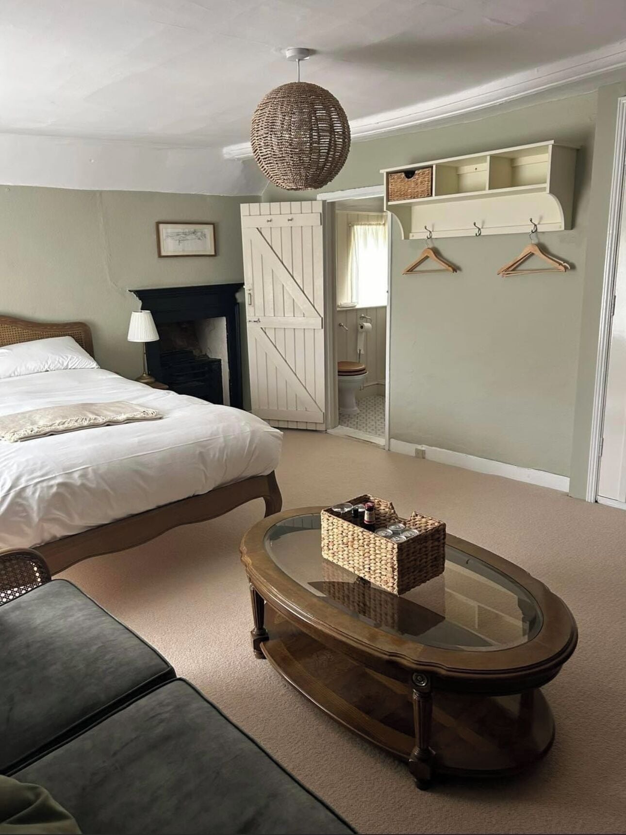 Wi-Fi gratuit, draps fournis