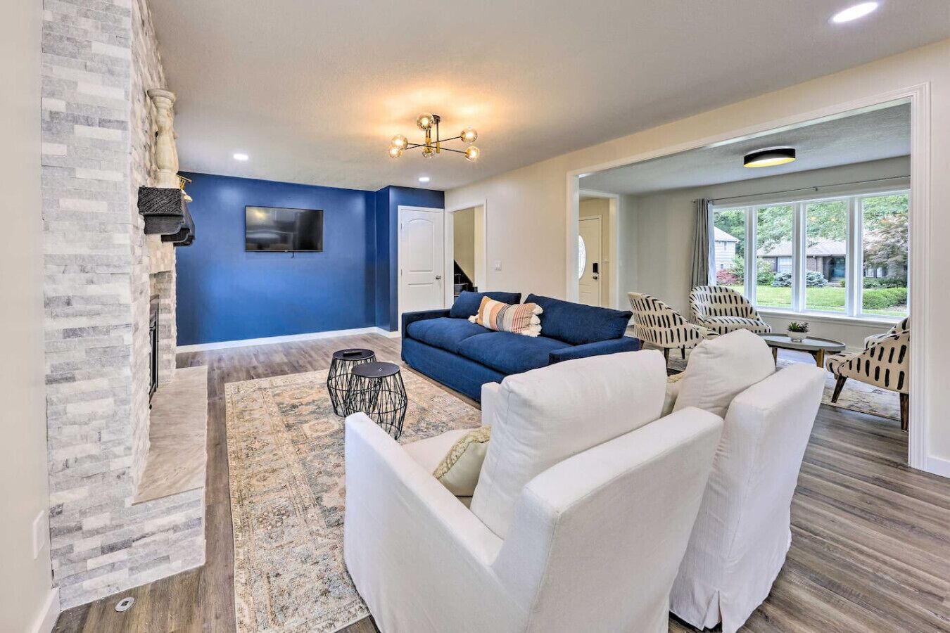 Smart-tv en een open haard