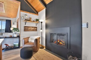 Interior - Romantic Lakefront Cabin, HOT TUB, VIEWS! (Divide)