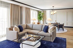 Egyptian cotton sheets, premium bedding, pillowtop beds, in-room safe