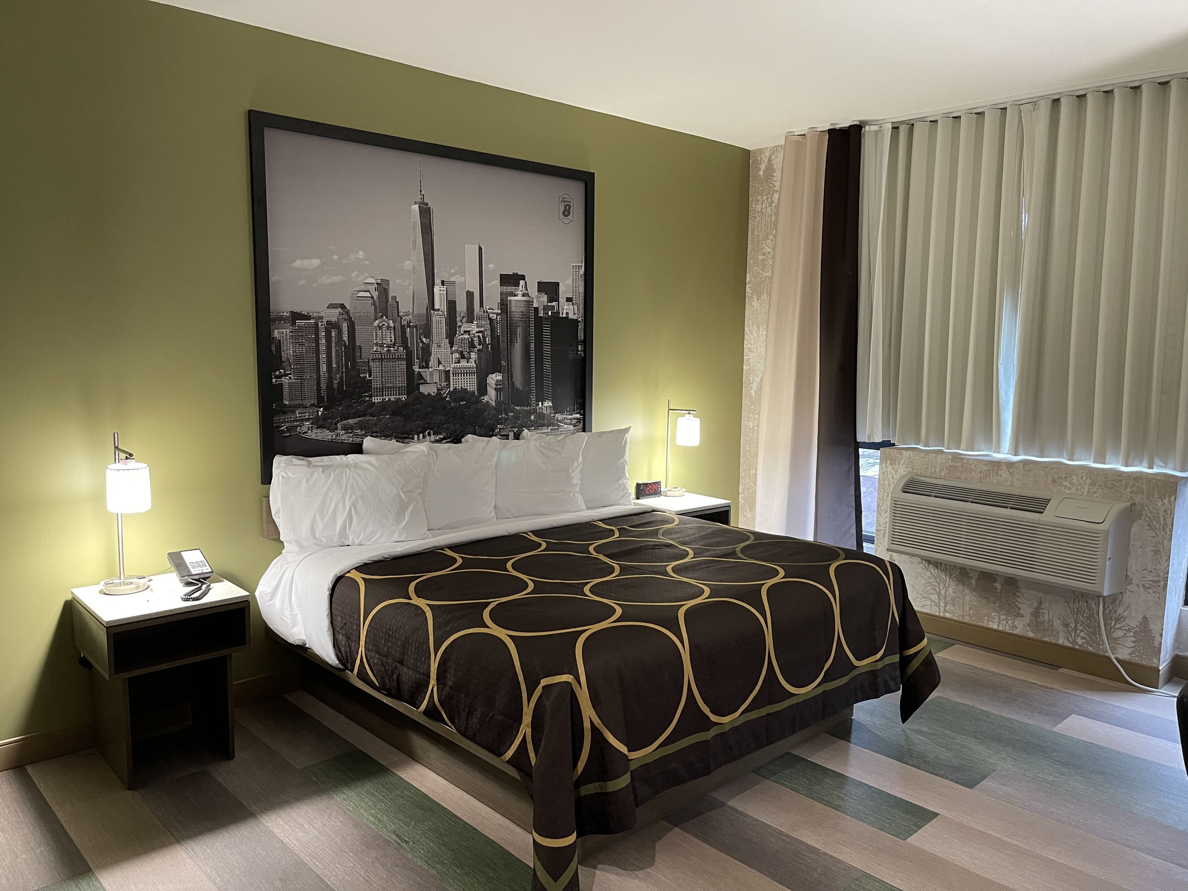 Room, 1 King Bed, Accessible, Non Smoking (Roll-In Shower)
