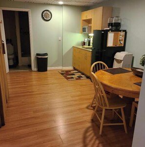 Fridge, microwave, coffee/tea maker, toaster
