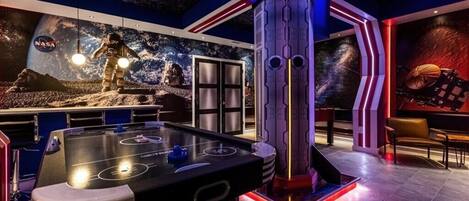Spielezimmer