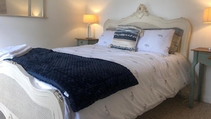 Cottage, nhiều giường | 2 phòng ngủ, truy cập Internet không dây miễn phí, bộ trải giường 