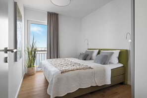 3 bedrooms, iron/ironing board, free WiFi
