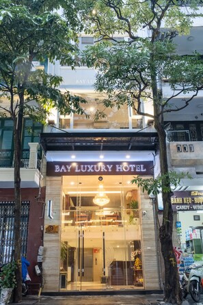 Bagian depan properti