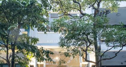Bay Luxury Hotel & Spa - No 9 Nguyen Truong To, Ha Noi