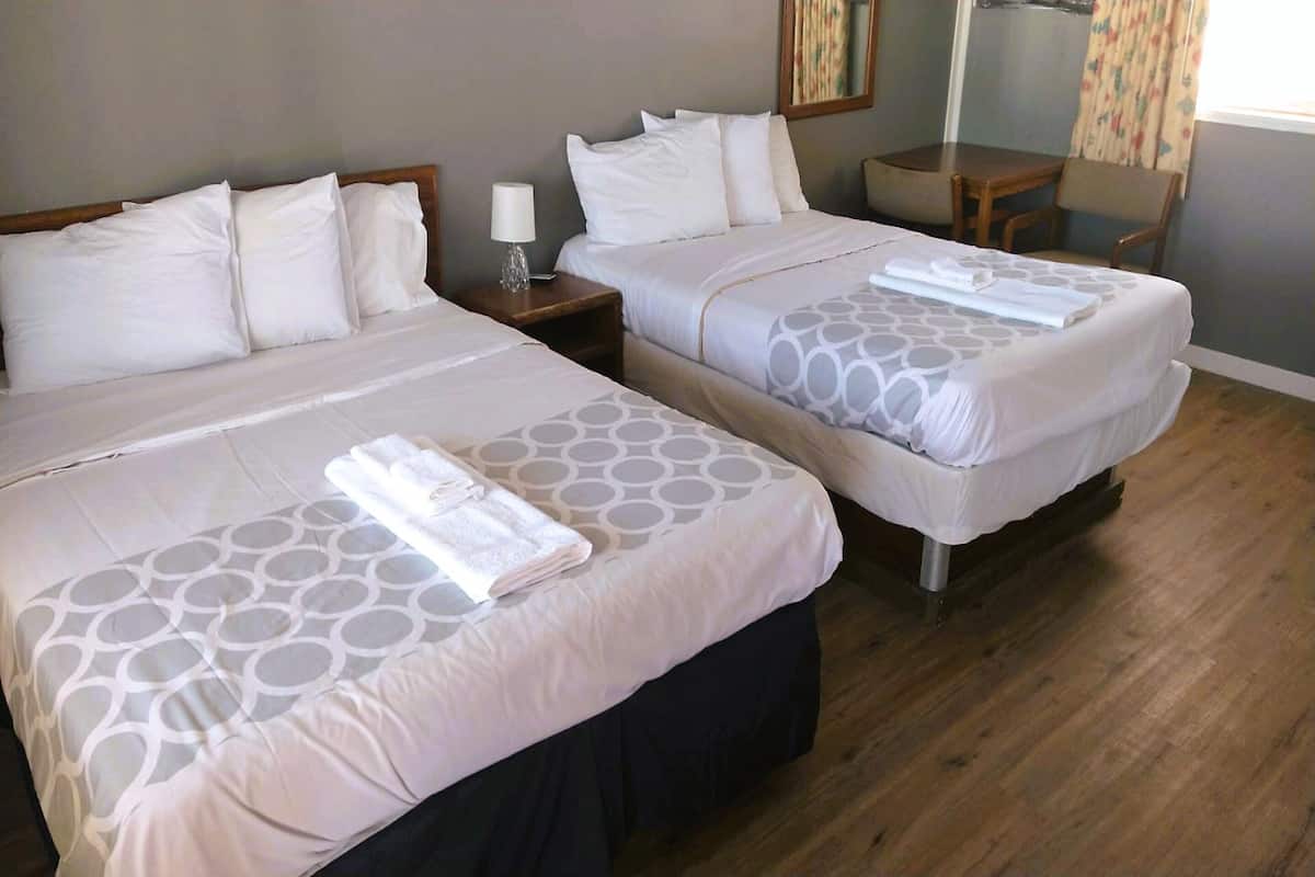 Caja fuerte, wifi gratis, ropa de cama