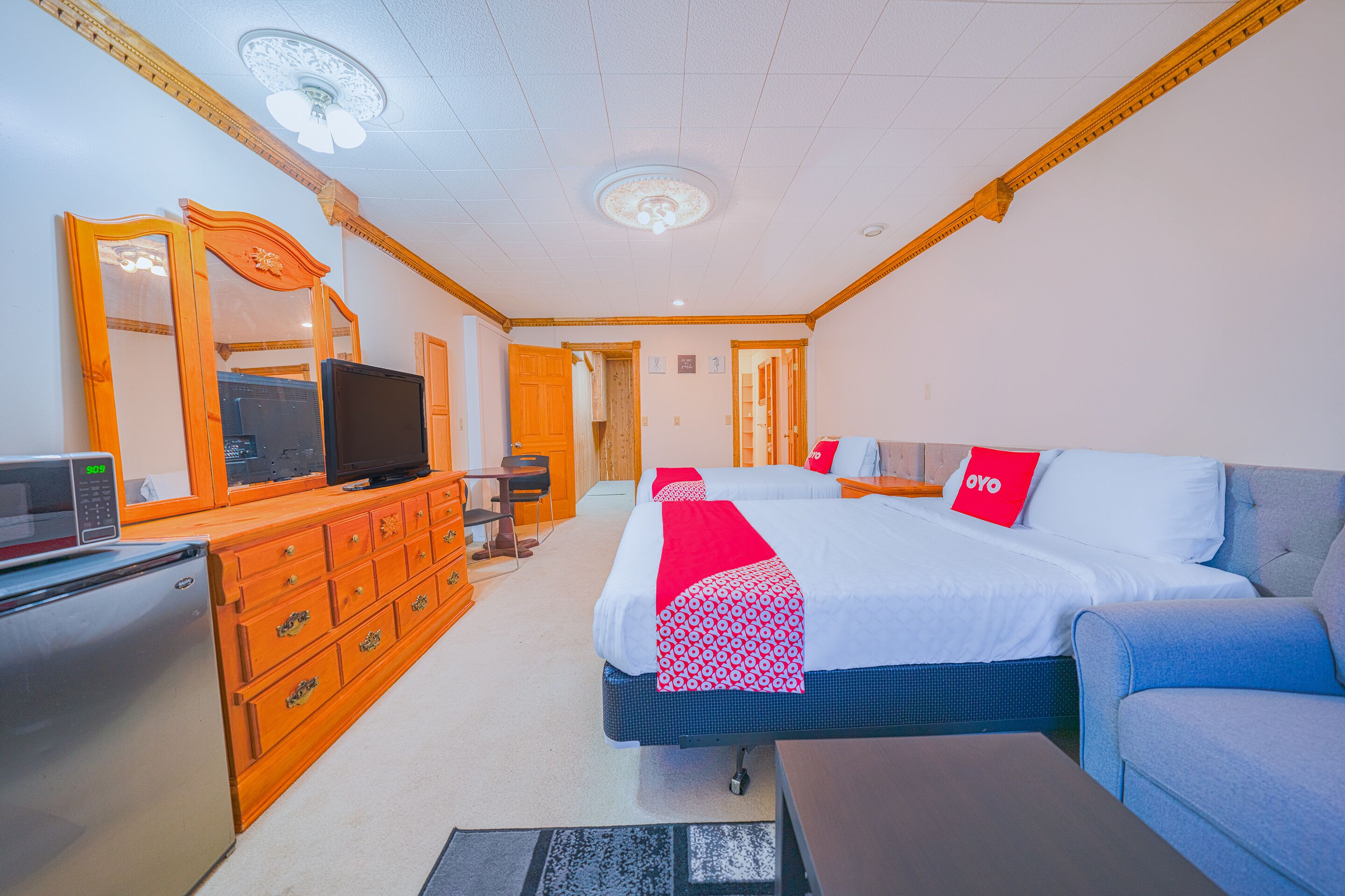 Habitación, 2 camas Queen size | Wifi gratis y ropa de cama 