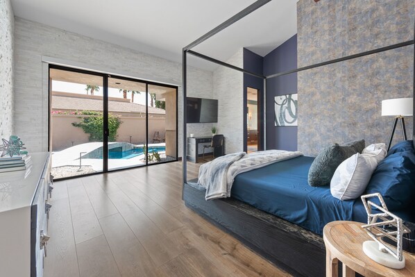 3 habitaciones, escritorio, tabla de planchar con plancha y wifi gratis 