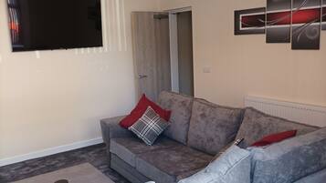 Apartment, 2 Bedrooms, Ground Floor