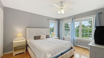 3 bilik tidur, dihias secara berasingan