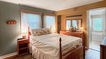 House, 2 Bedrooms | 2 bedrooms, individually decorated, individually furnished