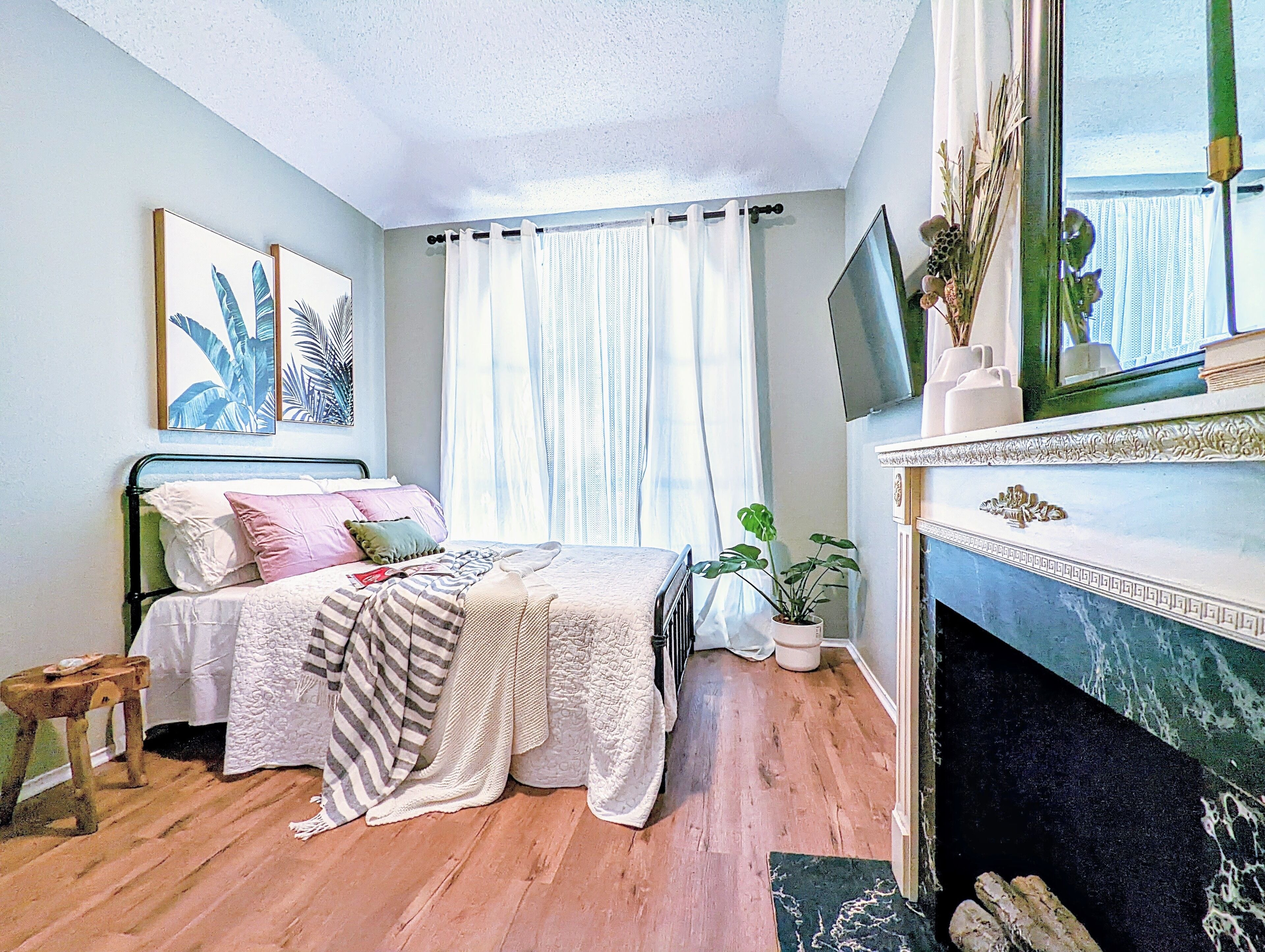 MOON: Lovely private room fast WIFI