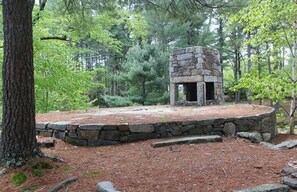 Exterior - Lighthouse - Q991 (Cape Neddick)