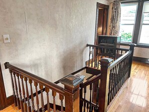 House, 2 Queen Beds (Kurtz Cottage) | Interior