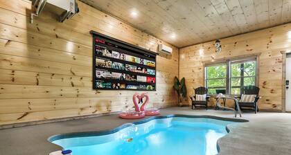 Eagle Splash Vista| Pool Projector, Pet Friendly, Game Room