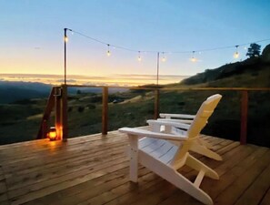 Terrace/patio - Glamping Bell tent with amazing mountain views! (Riverside)