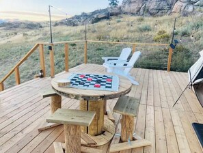 Outdoor dining - Glamping Bell tent with amazing mountain views! (Riverside)