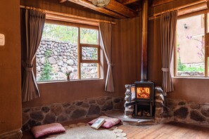 Interior - Exclusive Villa in the Sacred Valley of the Incas with a Jacuzzi under the stars (Cuzco)