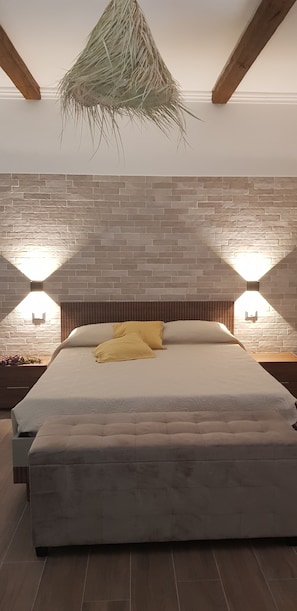 2 Schlafzimmer, Schreibtisch, Bügeleisen/Bügelbrett, kostenloses WLAN