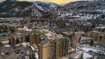 Condo, varias camas (Lodge at 100 W Beaver Creek 605, 4BD ) | Exterior