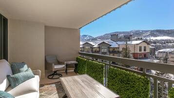 Condo, varias camas (Lodge at 100 W Beaver Creek 605, 4BD ) | Balcón