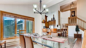 Apartment, Mehrere Betten (Lodge at 100 W Beaver Creek 808, 3BD ) | Eigene Küche