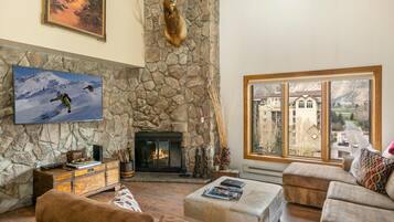 Condo, varias camas (Lodge at 100 W Beaver Creek 808, 3BD ) | Sala de estar