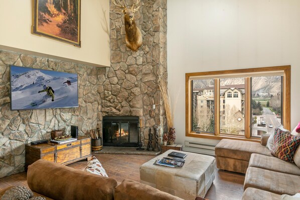 Condo, Multiple Beds (Lodge at 100 W Beaver Creek 808, 3BD ) | Living room - Lodge at 100 W Beaver Creek 808, 3BD Penthouse in Heart of Avon (Avon)