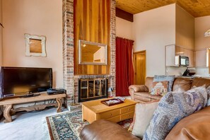 Appartamento, letti multipli (All Seasons C2, 2BD Condo) | Soggiorno